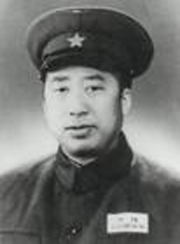 新中国第一任铁道部部长—滕代远